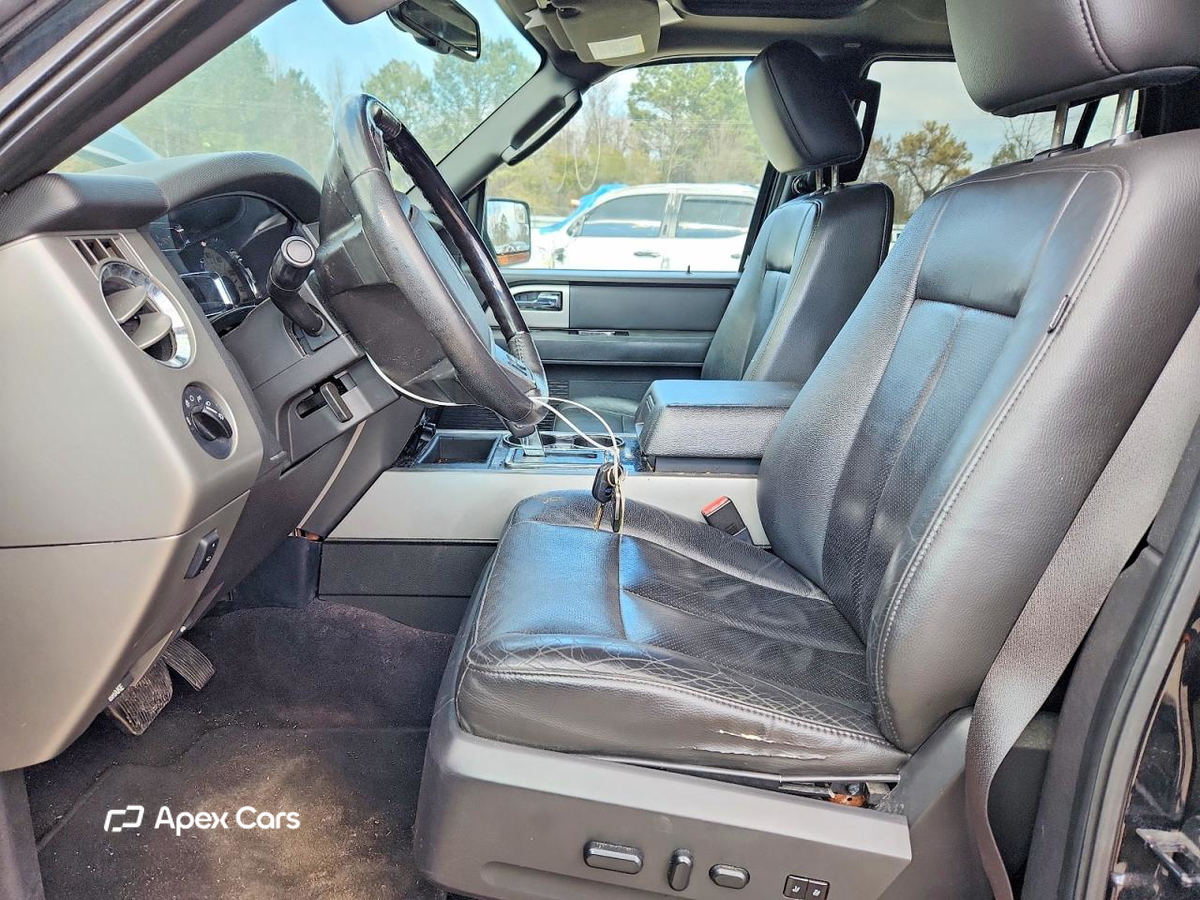 Ford Expedition 2014