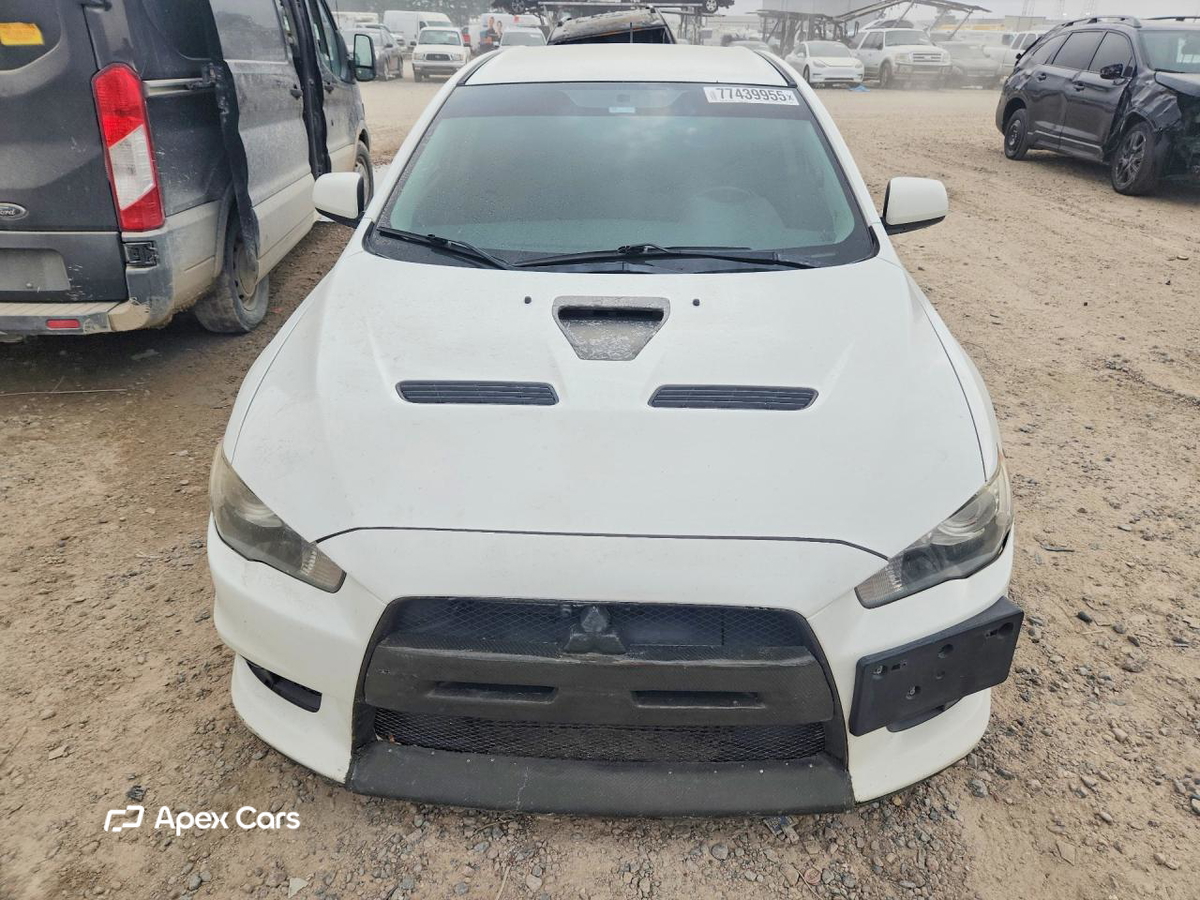 Mitsubishi Lancer Evolution 2011