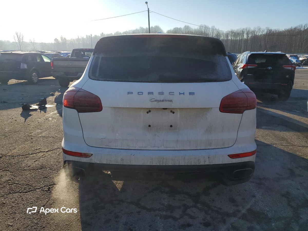 Porsche Cayenne 2016