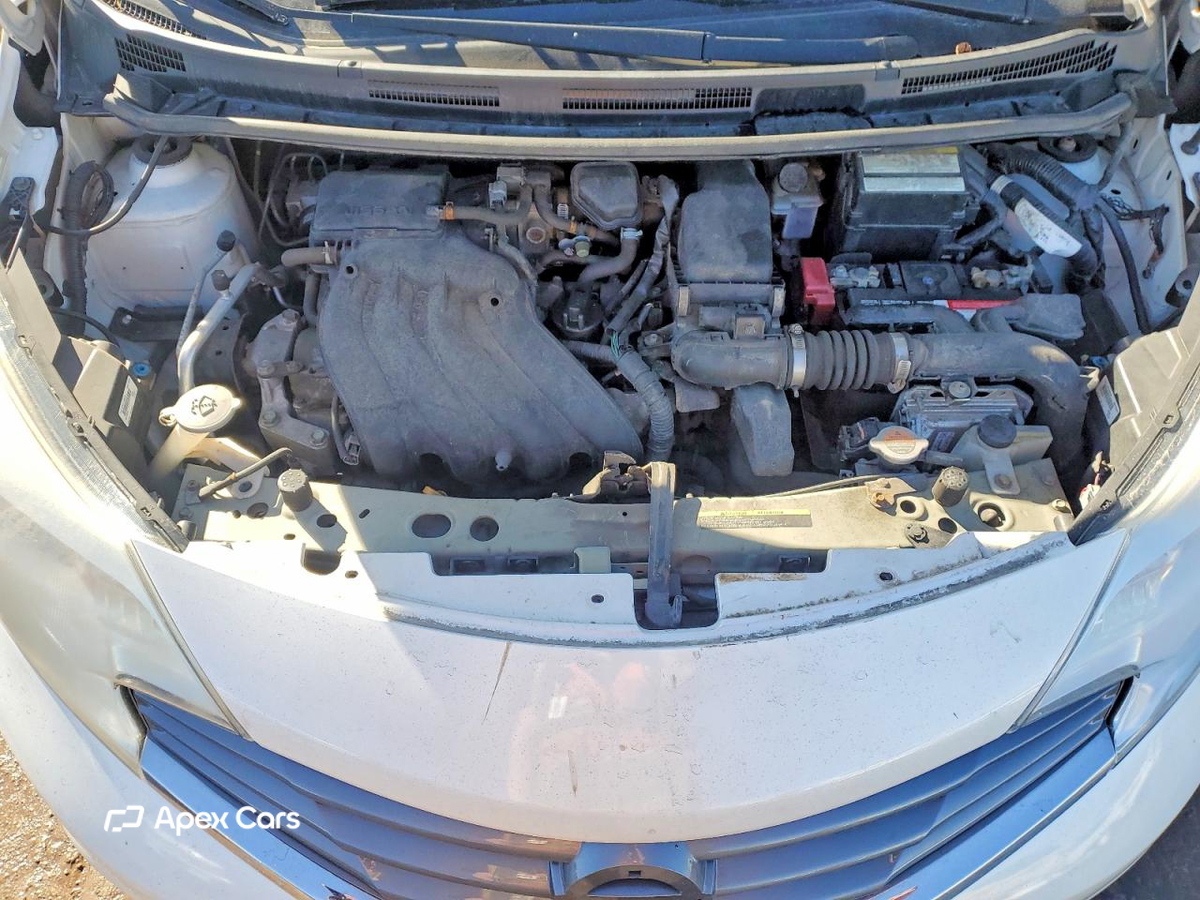 Nissan Versa 2015