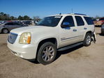 GMC Yukon 2010