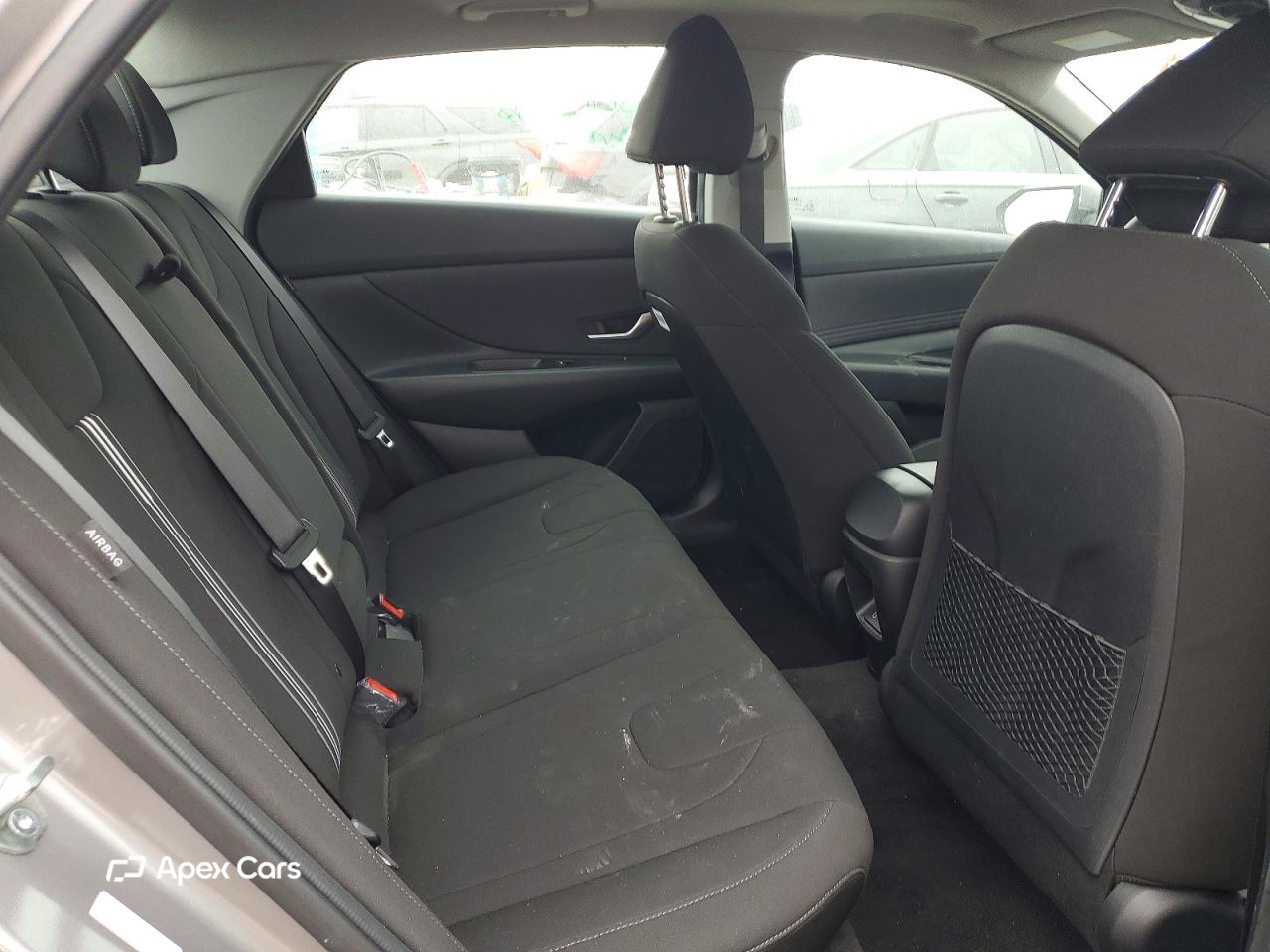 Hyundai Elantra 2024