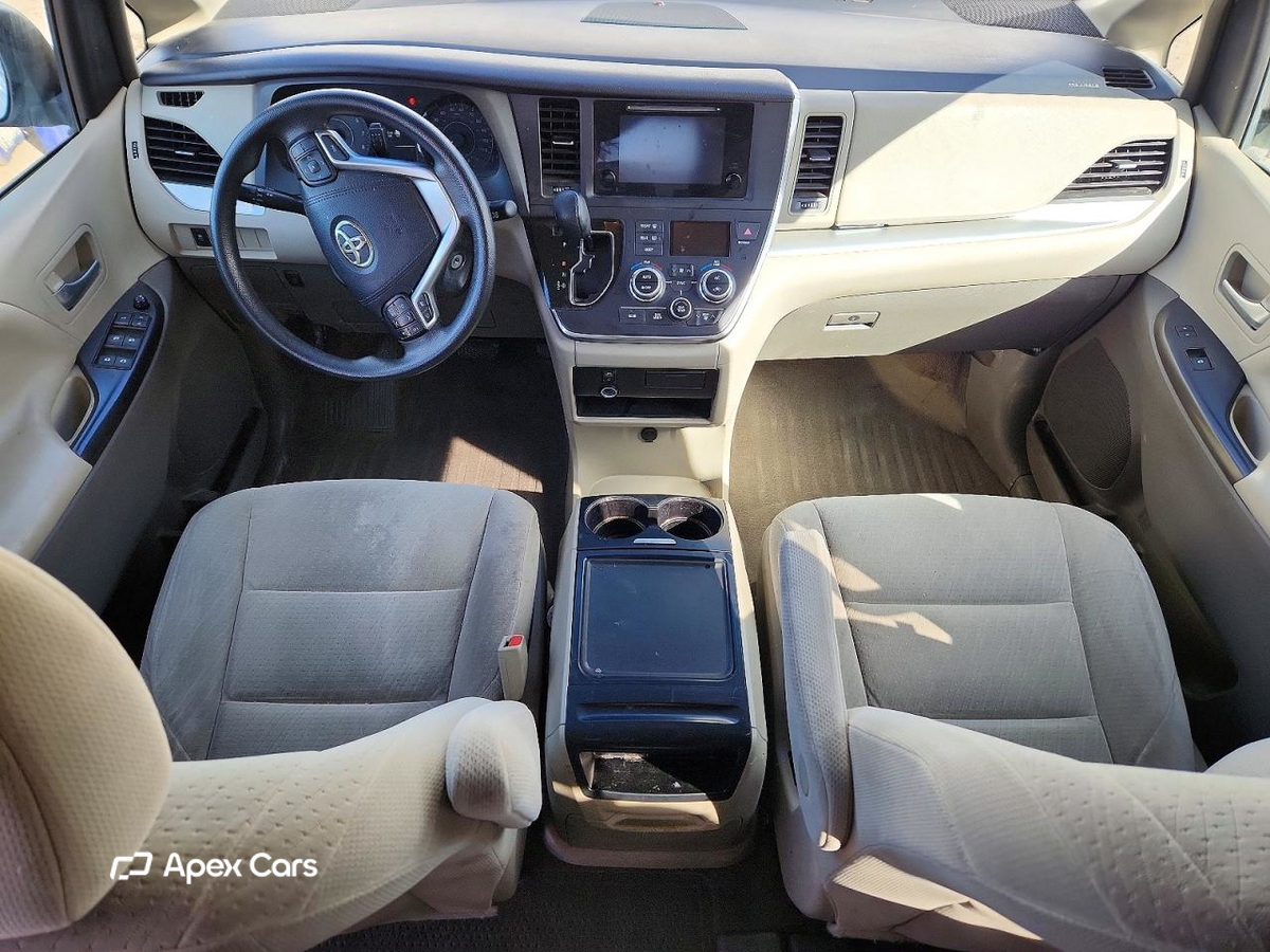 Toyota Sienna 2015