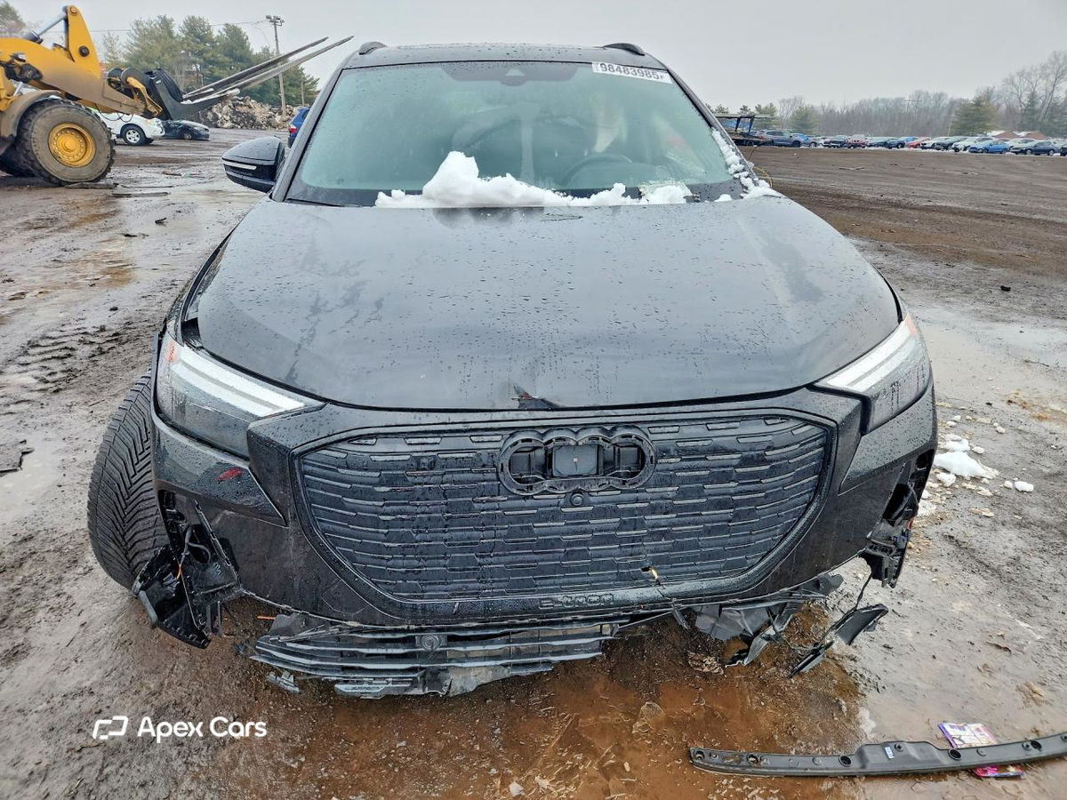 Audi Q4 e-tron 2023