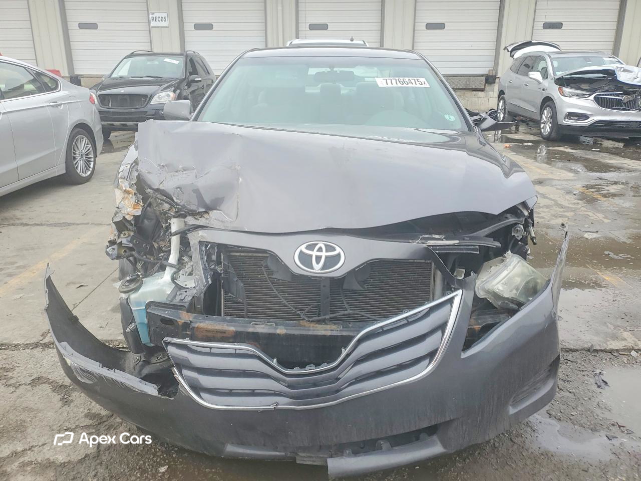 Toyota Camry 2011