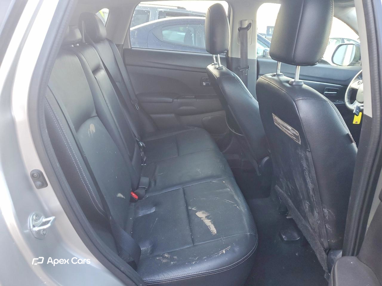 Mitsubishi Outlander 2015