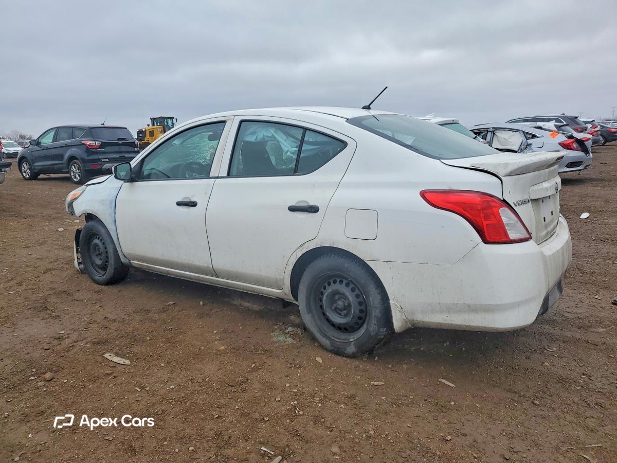 Nissan Versa 2016