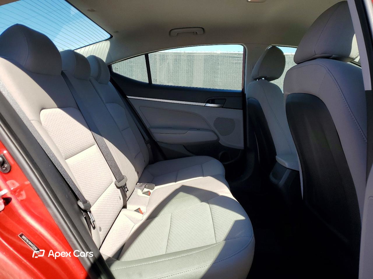 Hyundai Elantra 2019