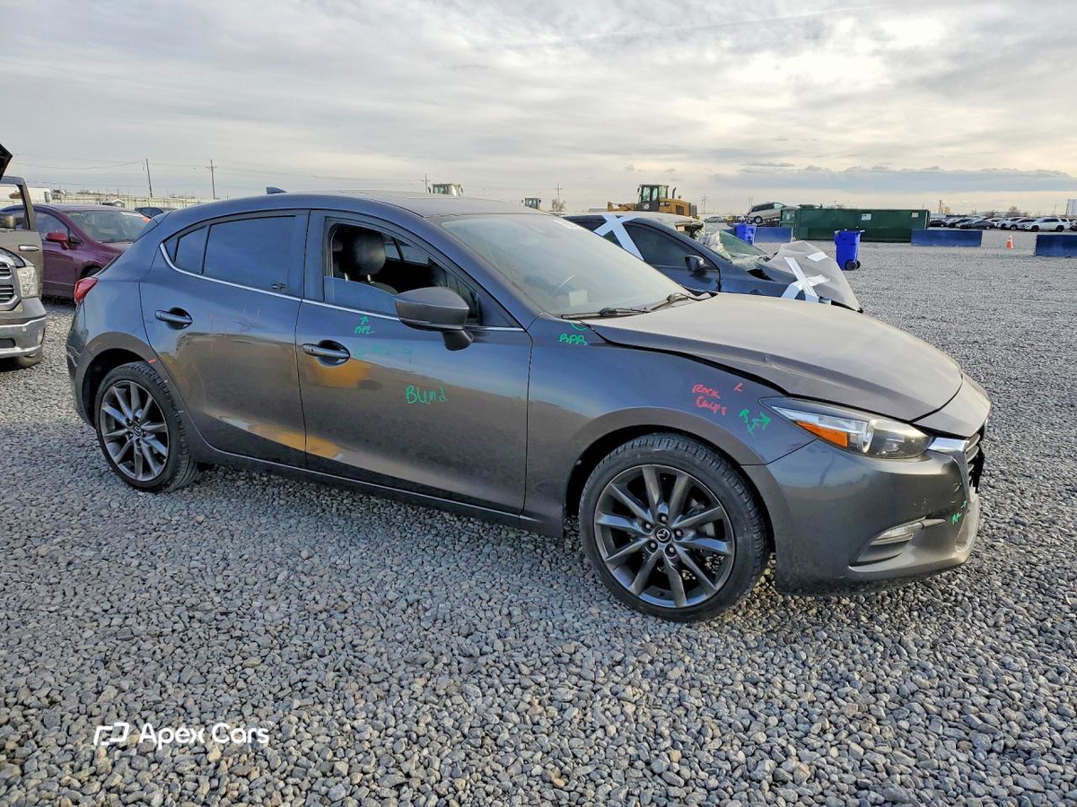Mazda 3 2018