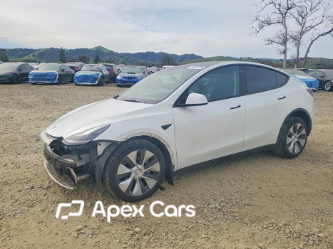 Tesla Model Y 2022 - Image 1 of 14