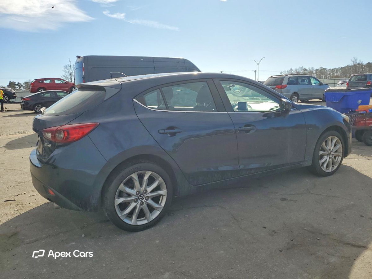 Mazda 3 2015