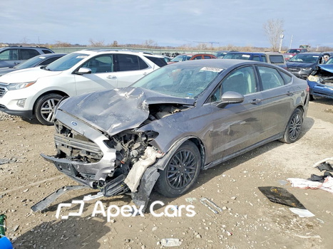 Ford Fusion 2013 - Image 1 of 13