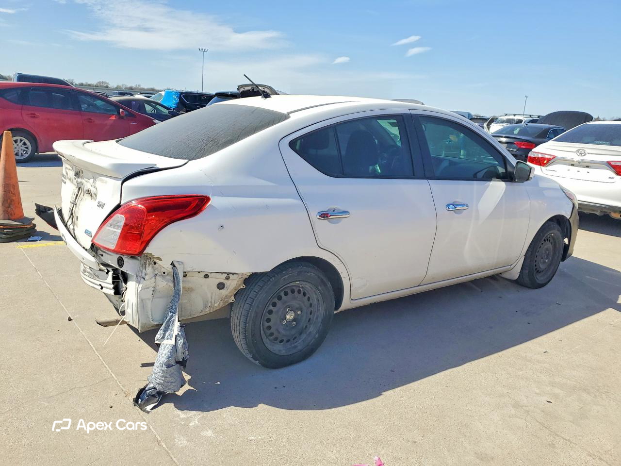 Nissan Versa 2015
