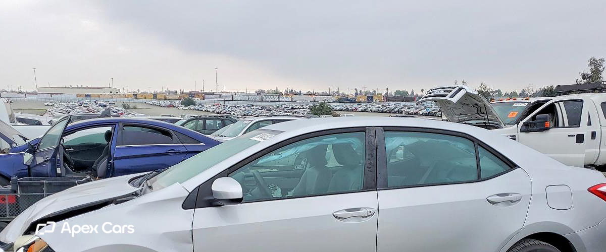 Toyota Corolla 2016 - Image 1 of 13
