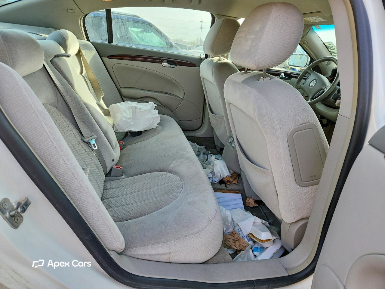 Buick Lucerne 2011