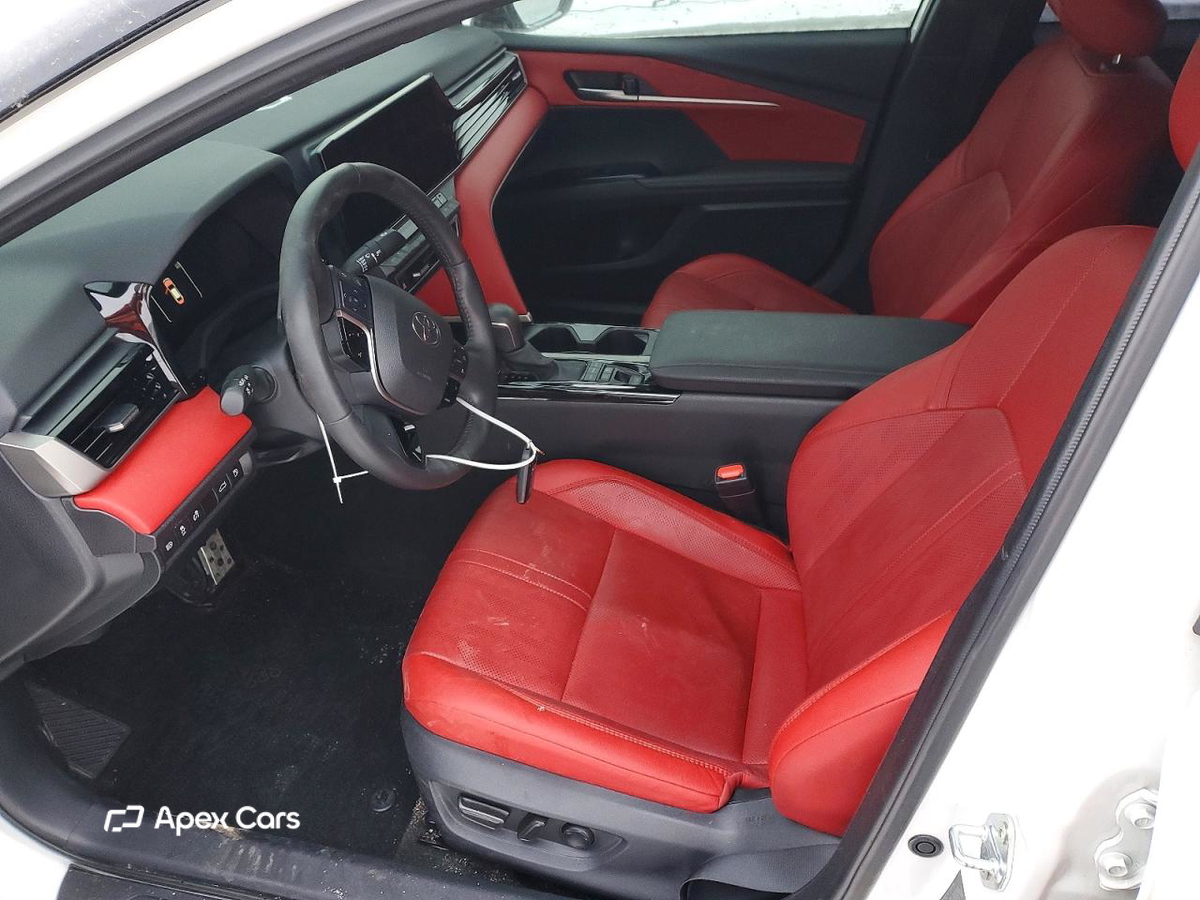Toyota Camry 2025