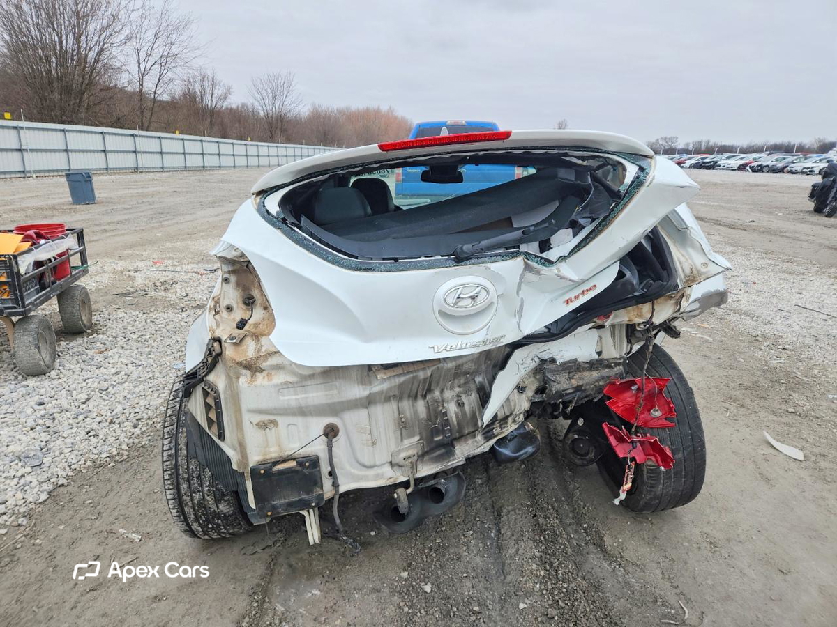 Hyundai Veloster 2013