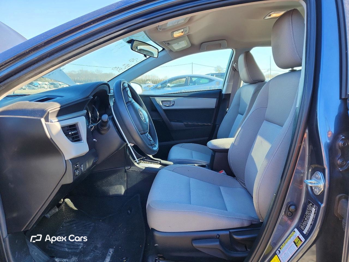 Toyota Corolla 2015