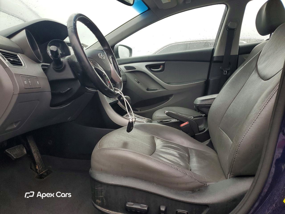 Hyundai Elantra 2013