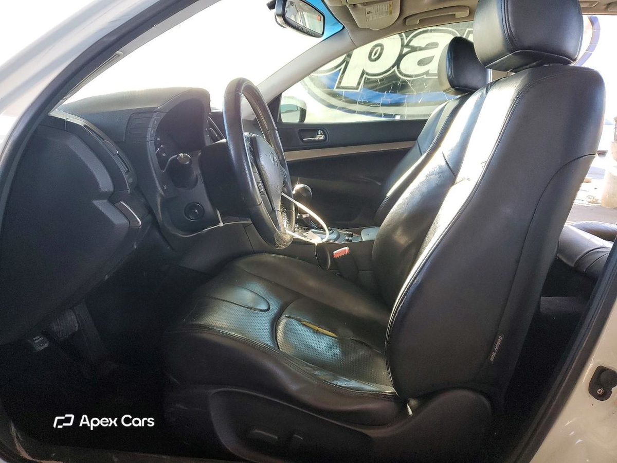 Infiniti G 2012