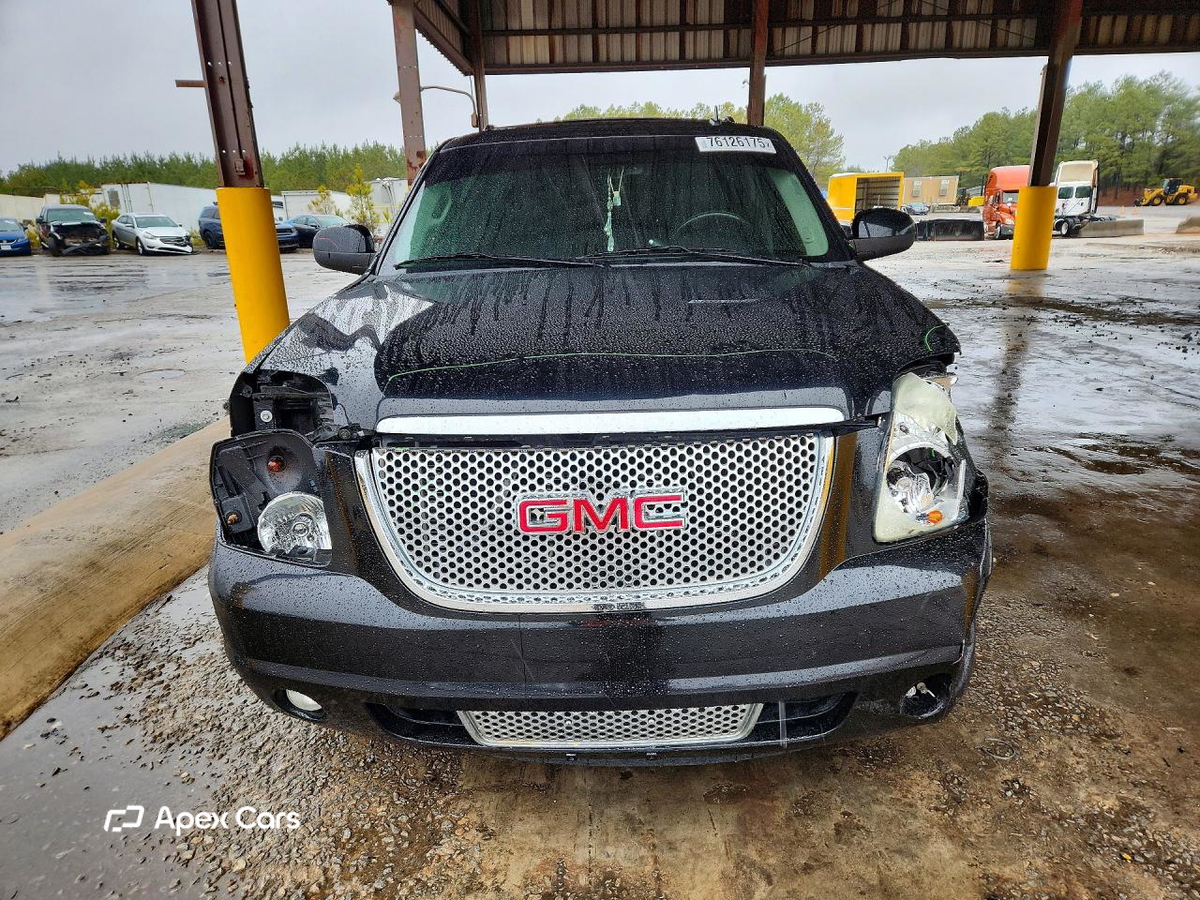 GMC Yukon 2011