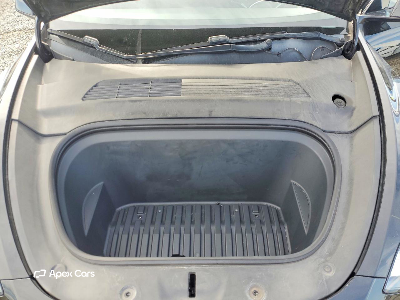 Tesla Model Y 2020