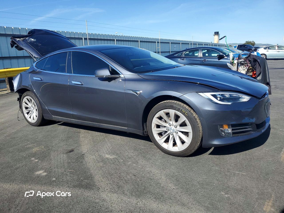 Tesla Model S 2017