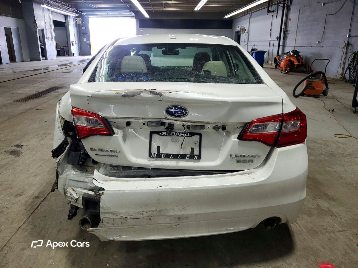 Subaru Legacy 2015