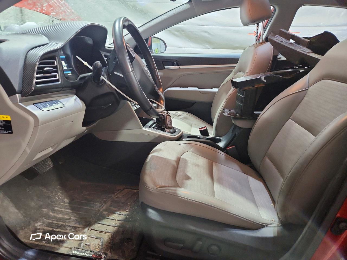Hyundai Elantra 2019