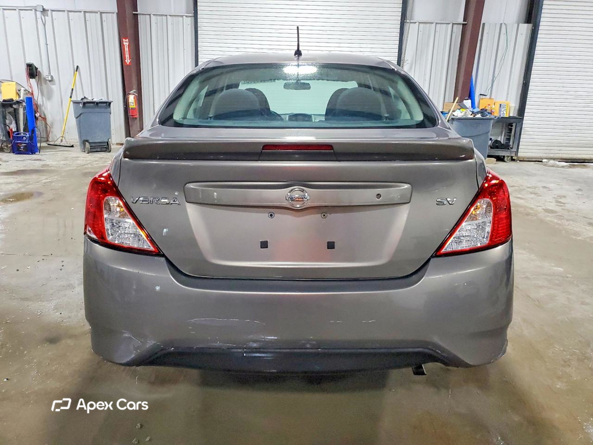 Nissan Versa 2017