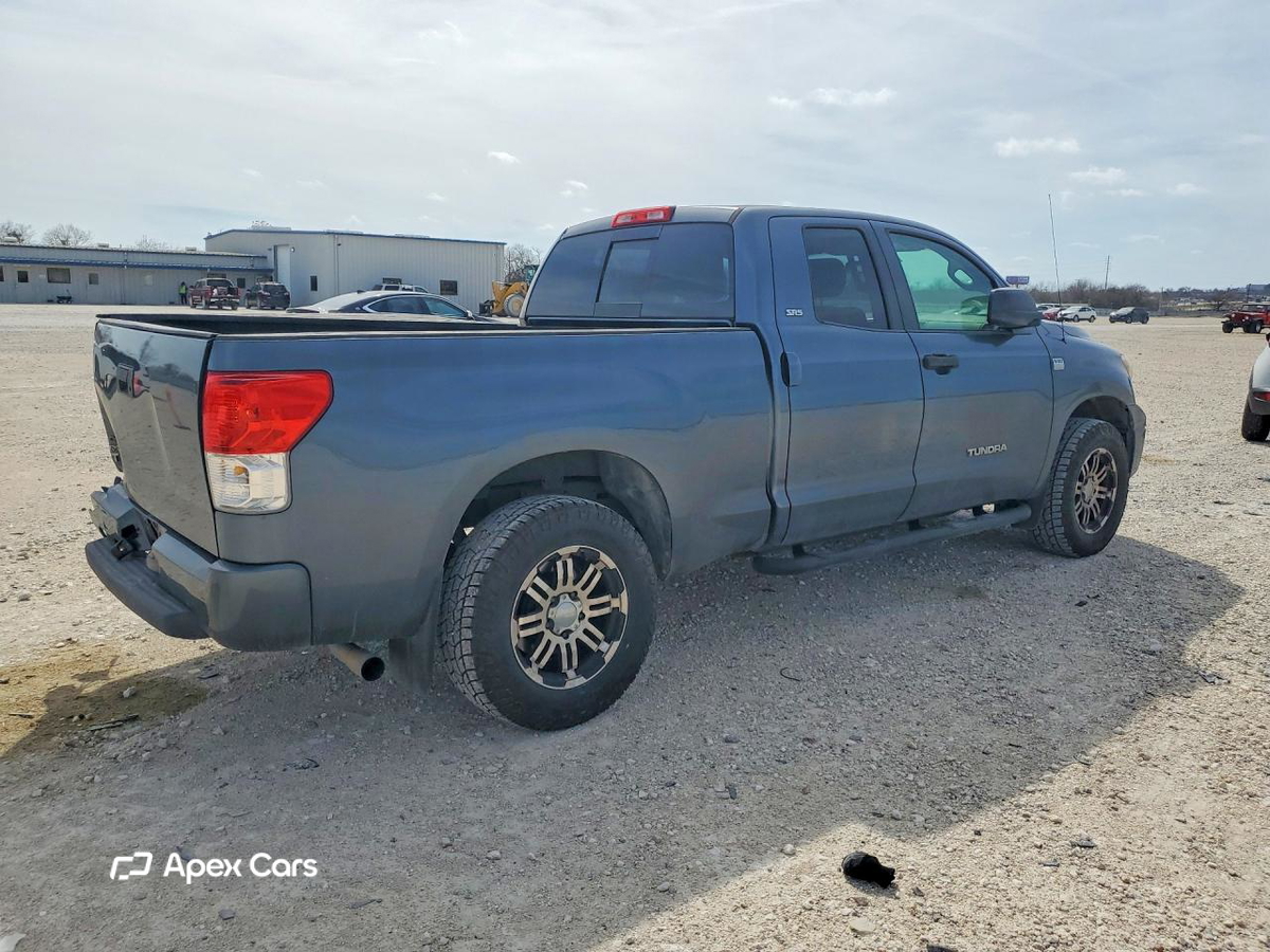 Toyota Tundra 2010