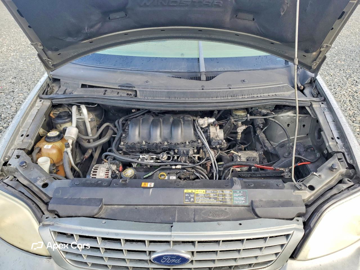 Ford Windstar 2003