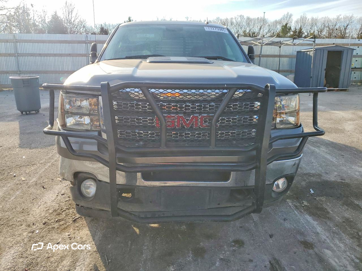 GMC Sierra 2013