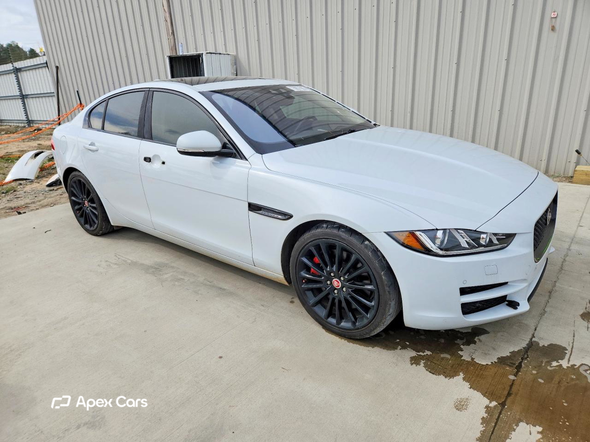 Jaguar XE 2017