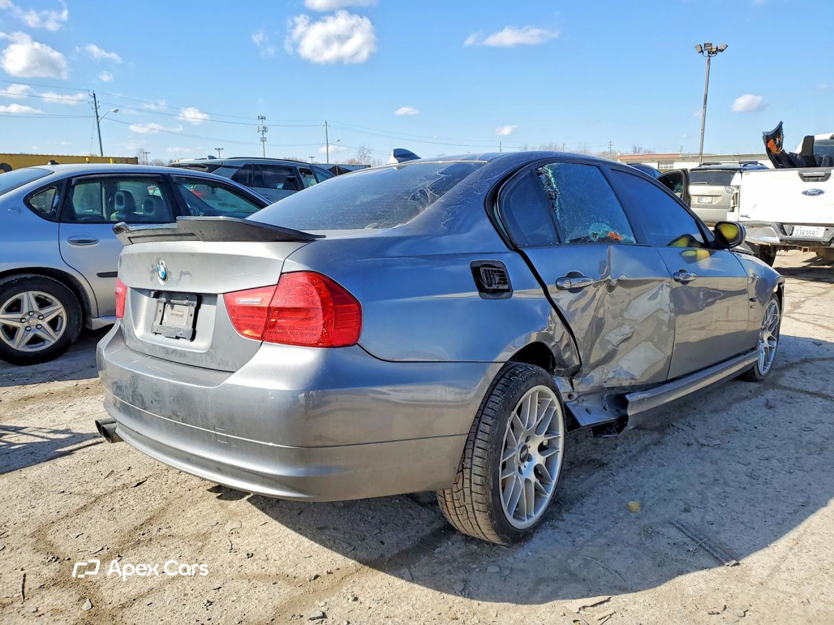 BMW Series 3 2010