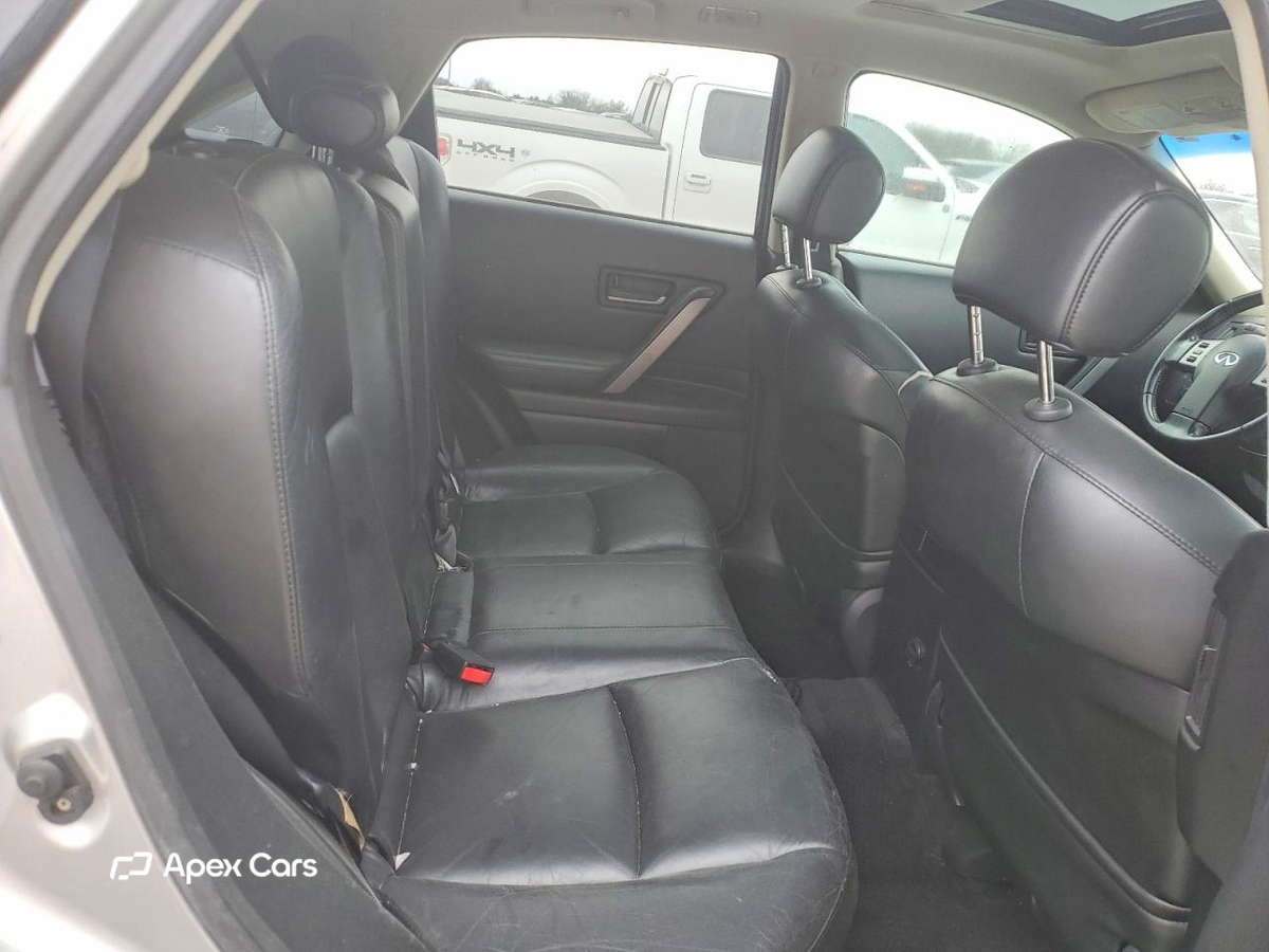 Infiniti FX 2004