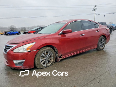 Nissan  2015 - Image 1 of 13