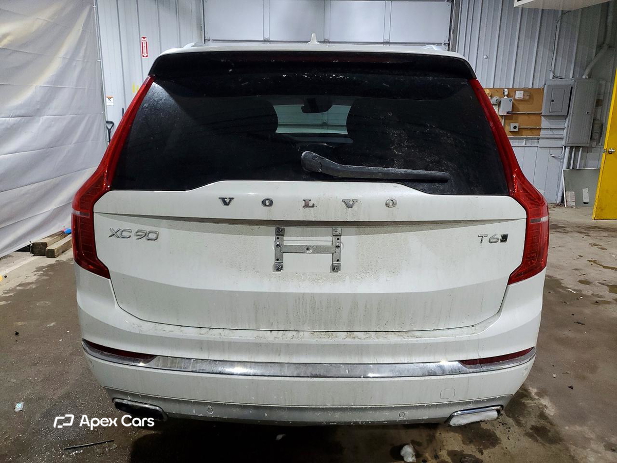 Volvo XC90 2021
