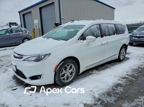 Chrysler Pacifica 2018 - Image 1 of 15
