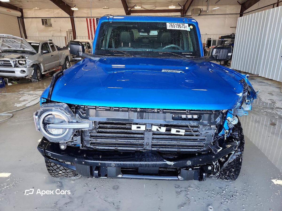 Ford Bronco 2024