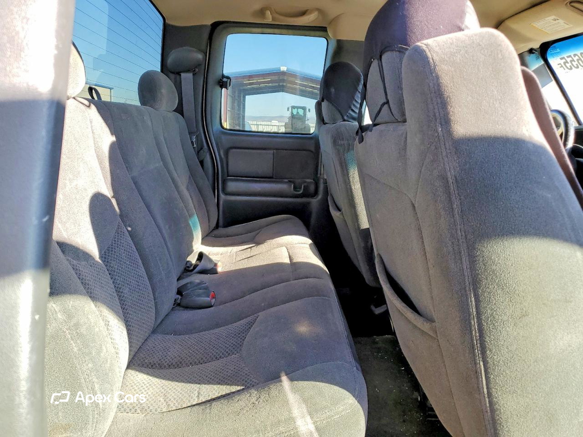 Chevrolet Silverado 2004