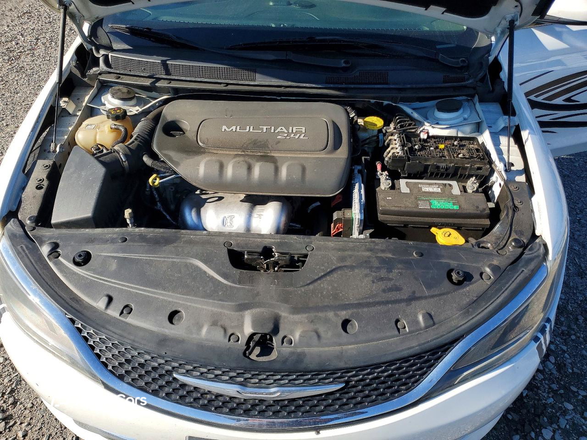 Chrysler 200 2015