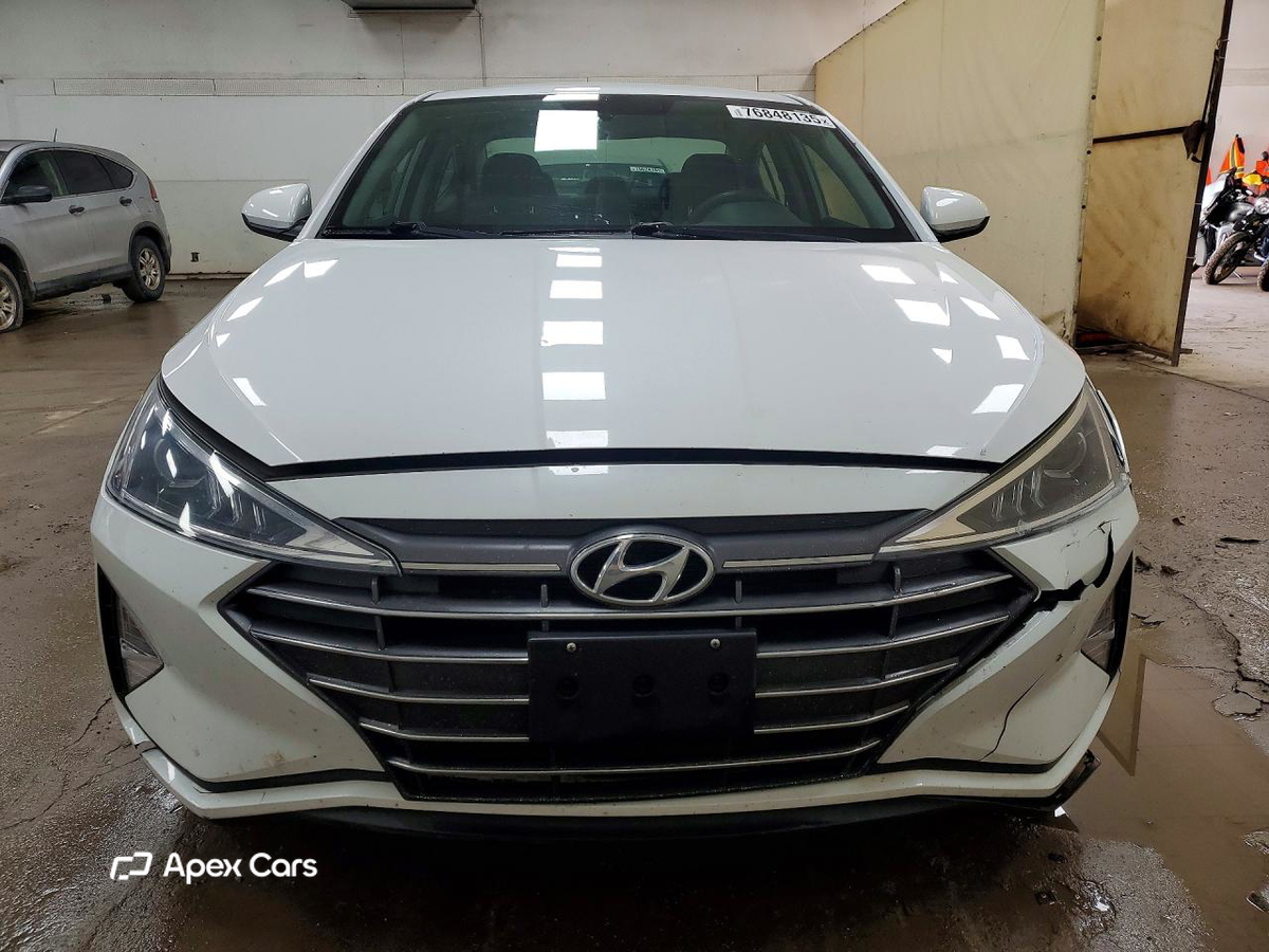 Hyundai Elantra 2019