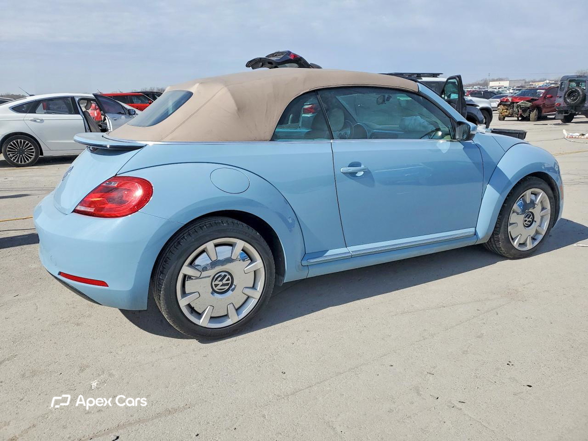 Volkswagen Beetle 2015