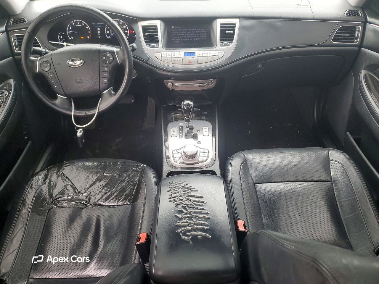Hyundai Genesis 2012
