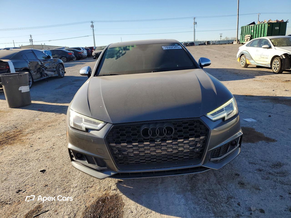 Audi RS4 2018