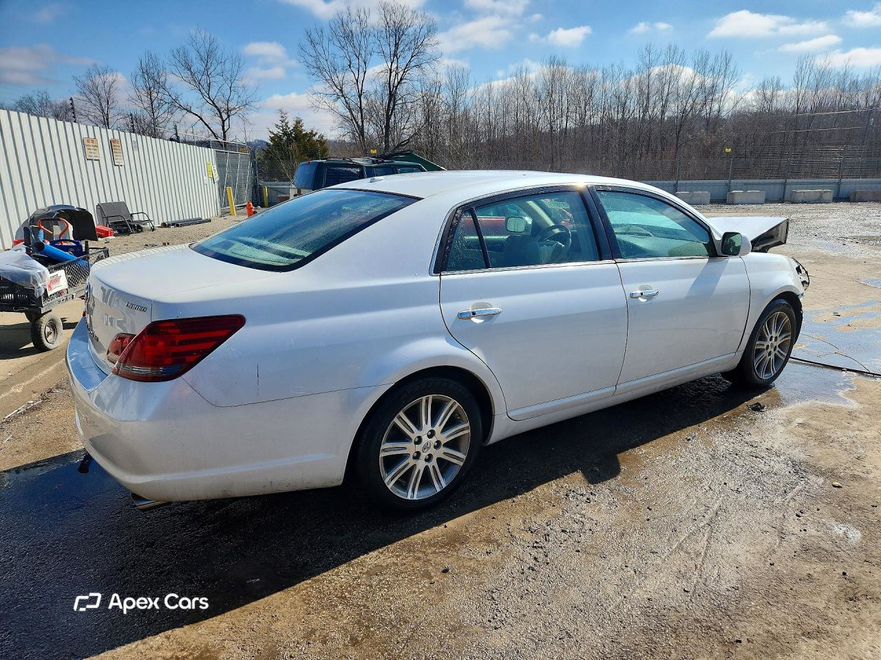 Toyota Avalon 2010