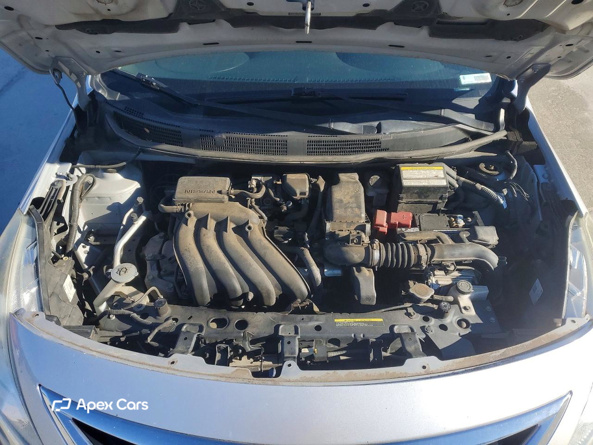 Nissan Versa 2016