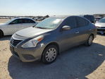 Versa 2016