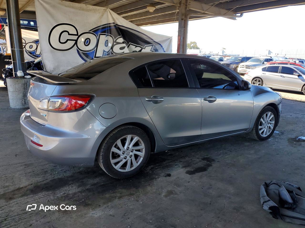 Mazda 3 2012